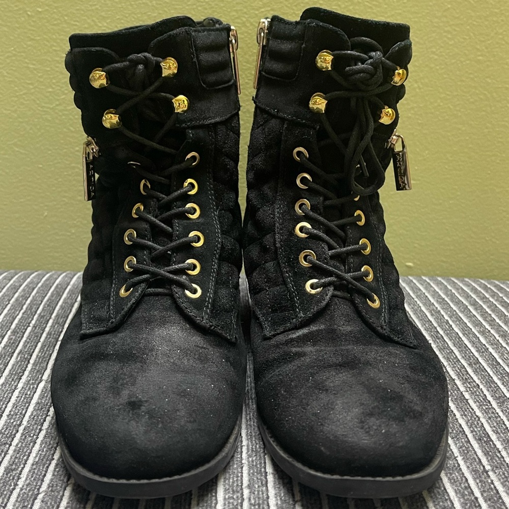 Artica boots